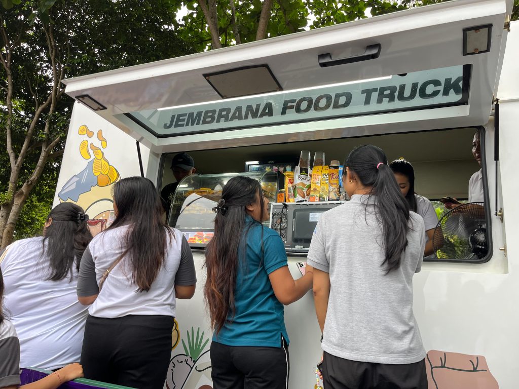 I Made Kembang Hartawan